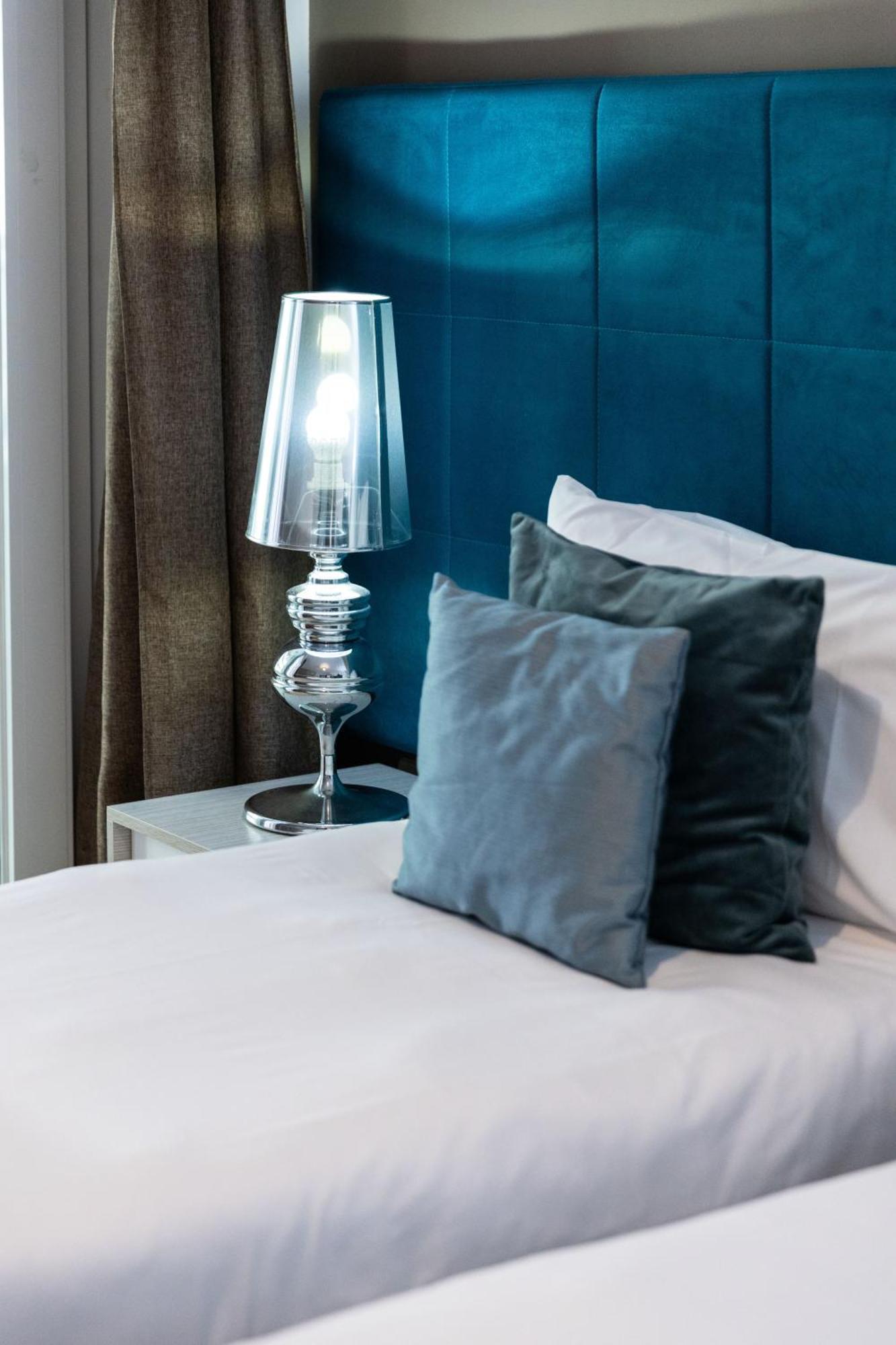 Luxury Seafront 3Br With Pool By Arcobnb Слима Экстерьер фото
