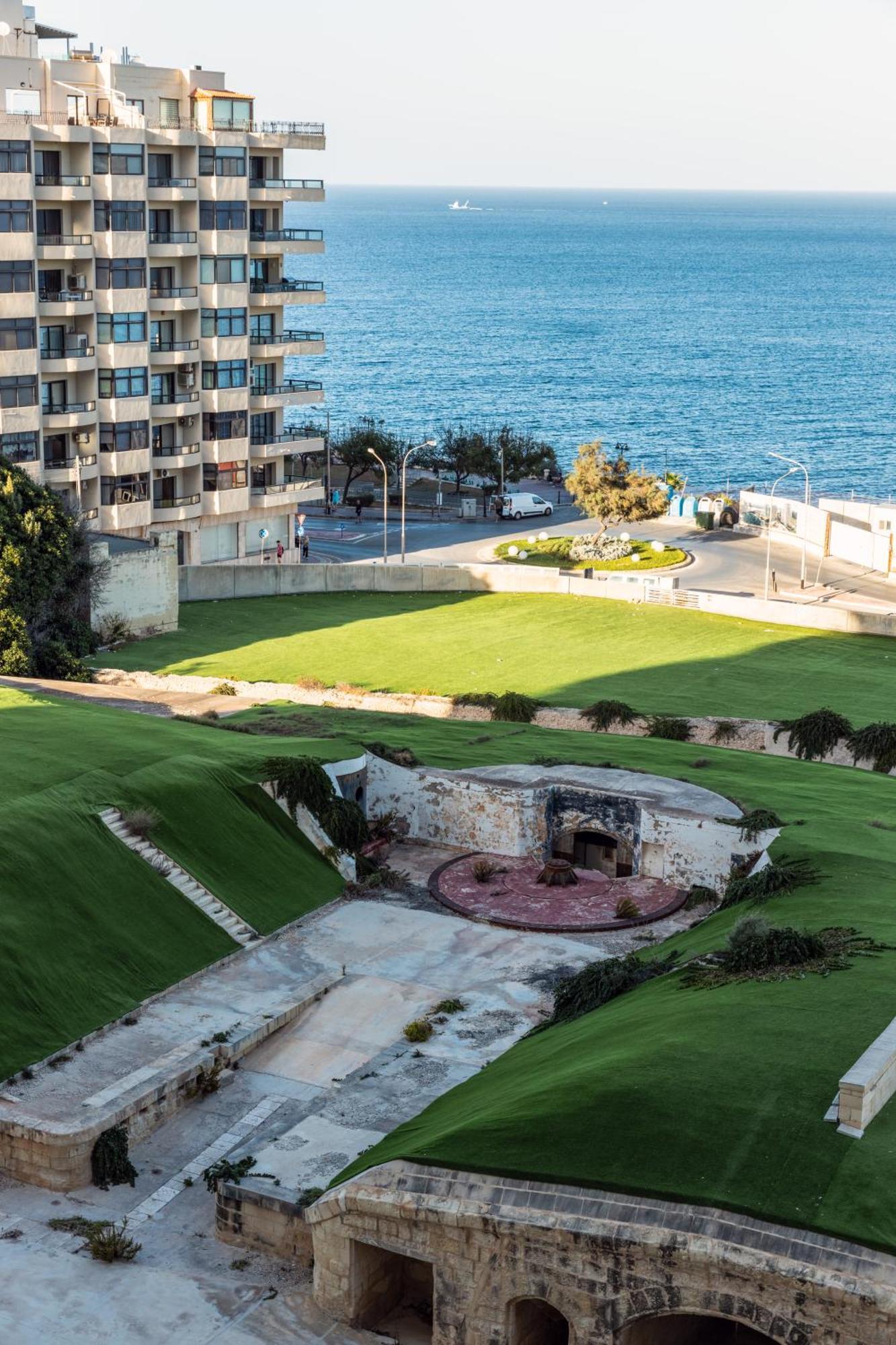 Luxury Seafront 3Br With Pool By Arcobnb Слима Экстерьер фото