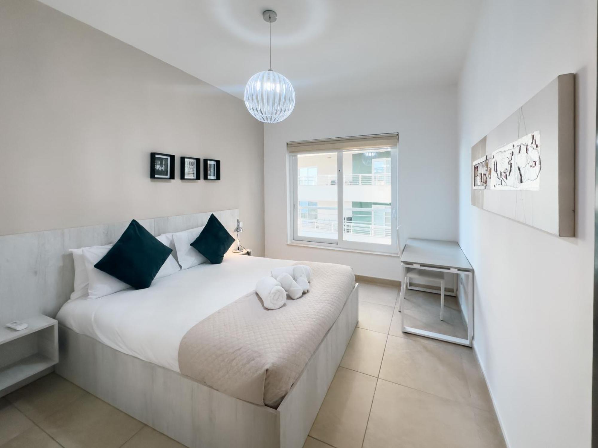 Luxury Seafront 3Br With Pool By Arcobnb Слима Экстерьер фото